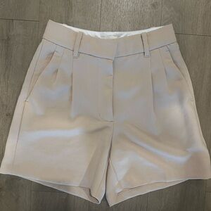 Aritzia Wilfred EFFORTLESS 5" SHORT